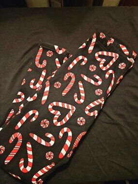 Candy Cane Print Leggings Black Red White
